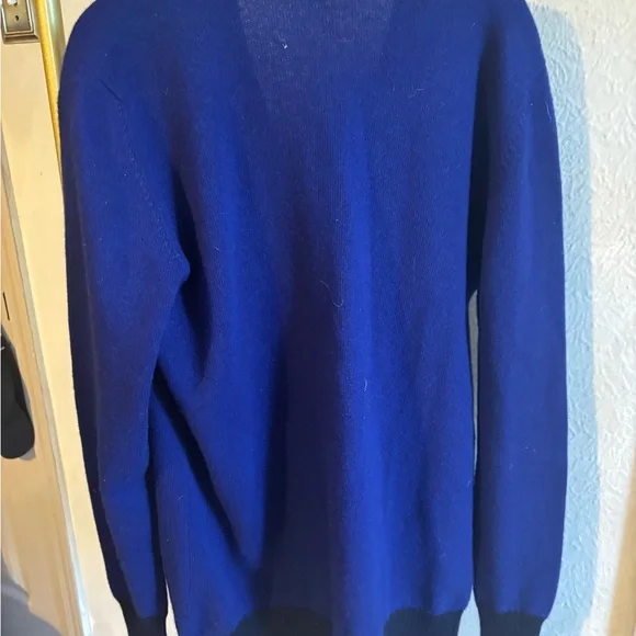 Vintage Chanel Navy Blue Women's Cardigan Sweater 100% Cashmere size 1 - Picture 11 of 11